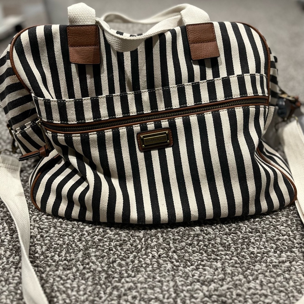 Madden Girl weekender bag with bonus Harry Potter Hedwog luggage tag